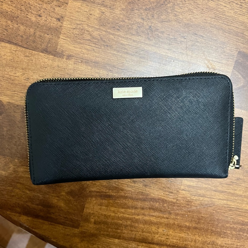 Black KATE SPADE WALLET!!!